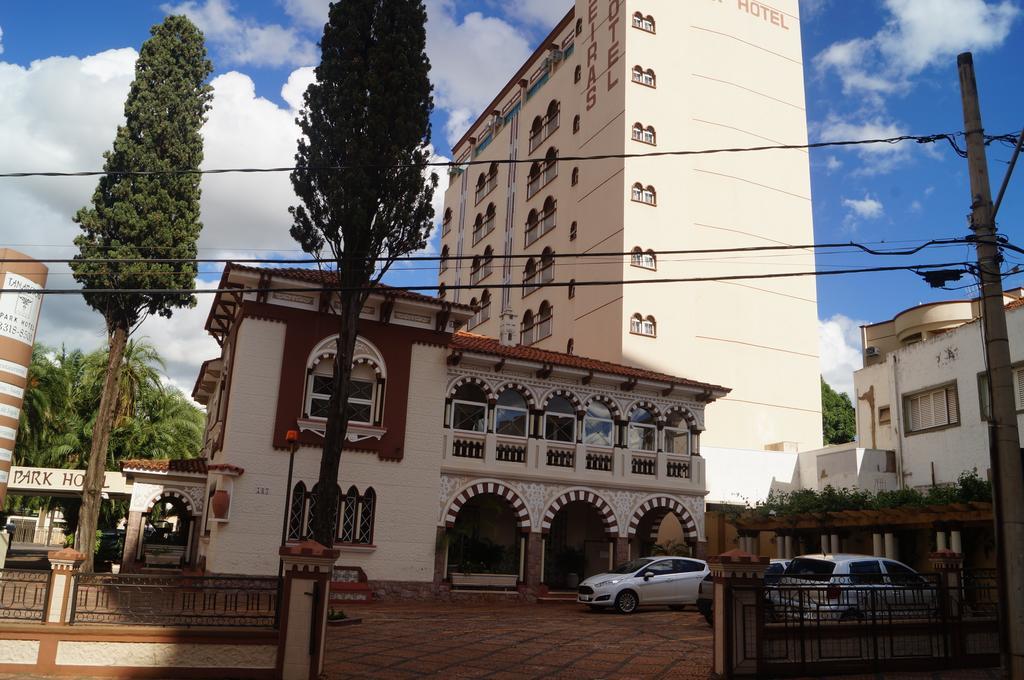 אובראבה Tamareiras Park Hotel מראה חיצוני תמונה