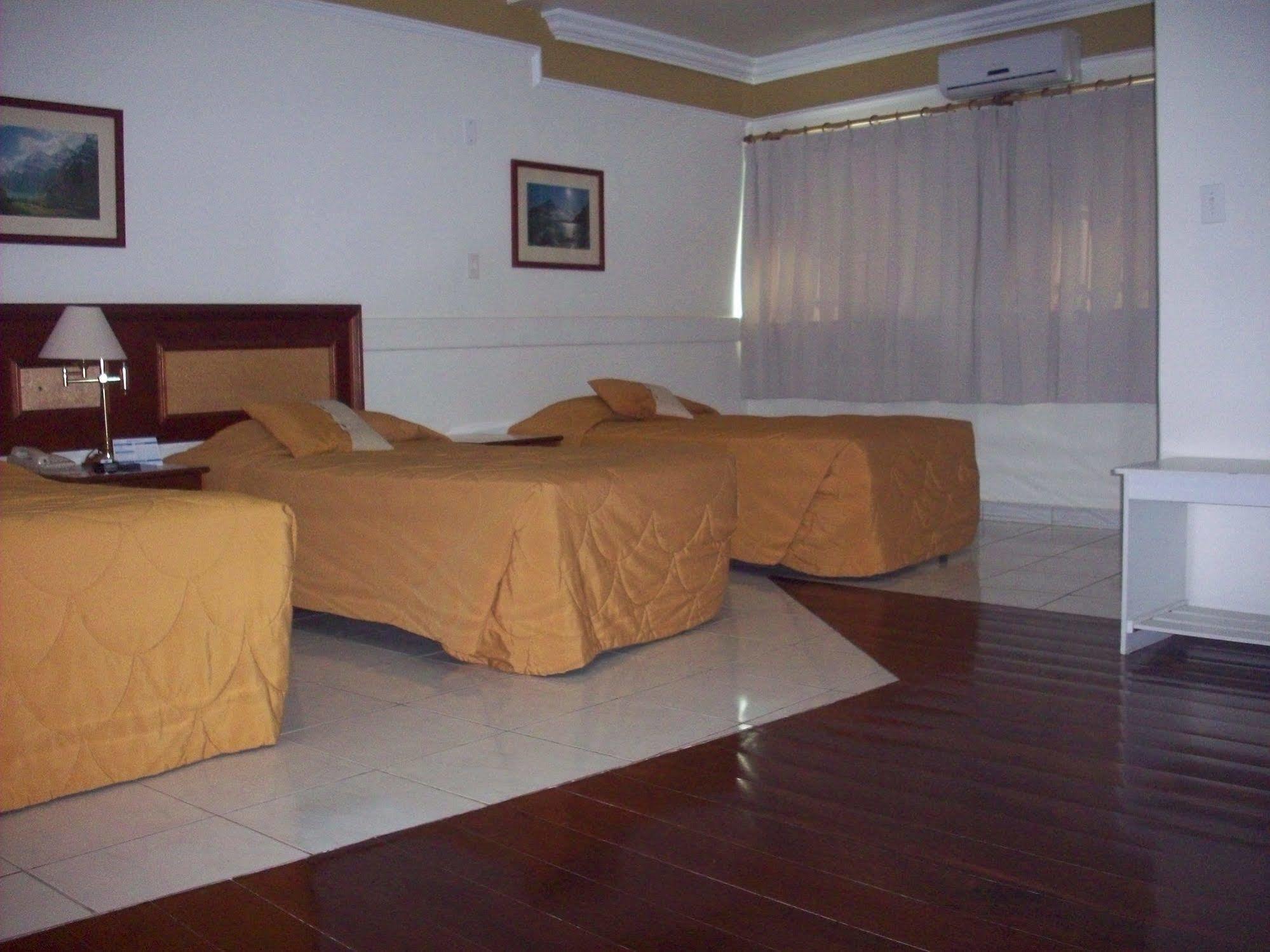 אובראבה Tamareiras Park Hotel מראה חיצוני תמונה